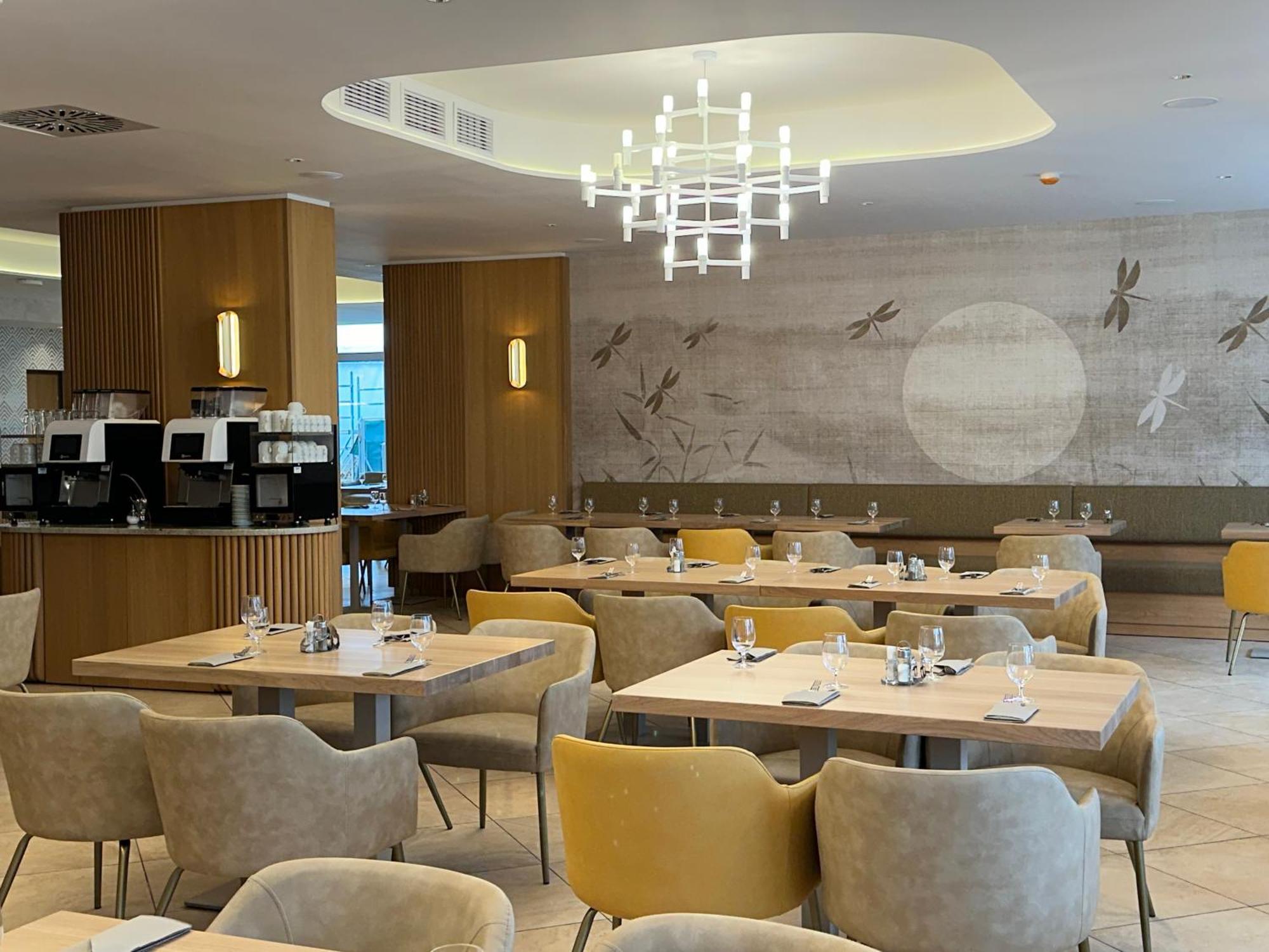 Hotel Marina Port Balatonkenese Luaran gambar