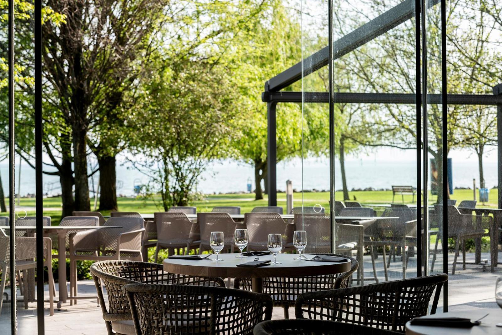Hotel Marina Port Balatonkenese Luaran gambar
